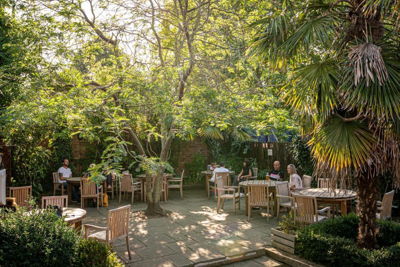 The Sun Inn Faversham Esterno foto