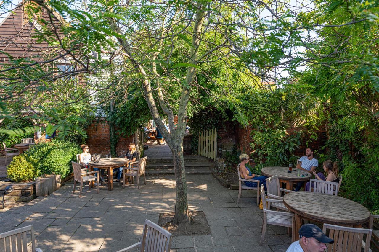 The Sun Inn Faversham Esterno foto
